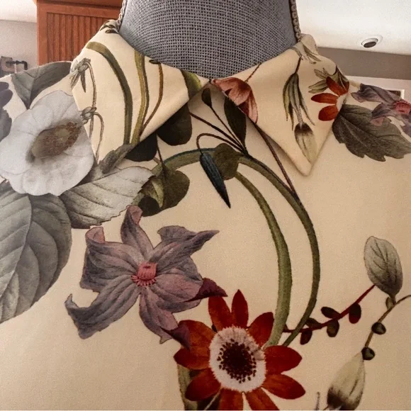 Zara Cream Floral Button-Down Peplum Blouse - Picture 5 of 9